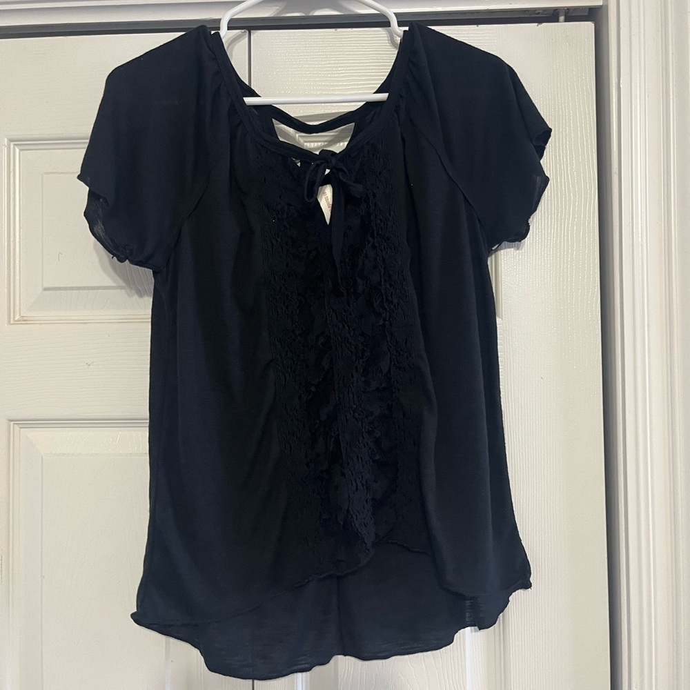 no boundaries shirt size small